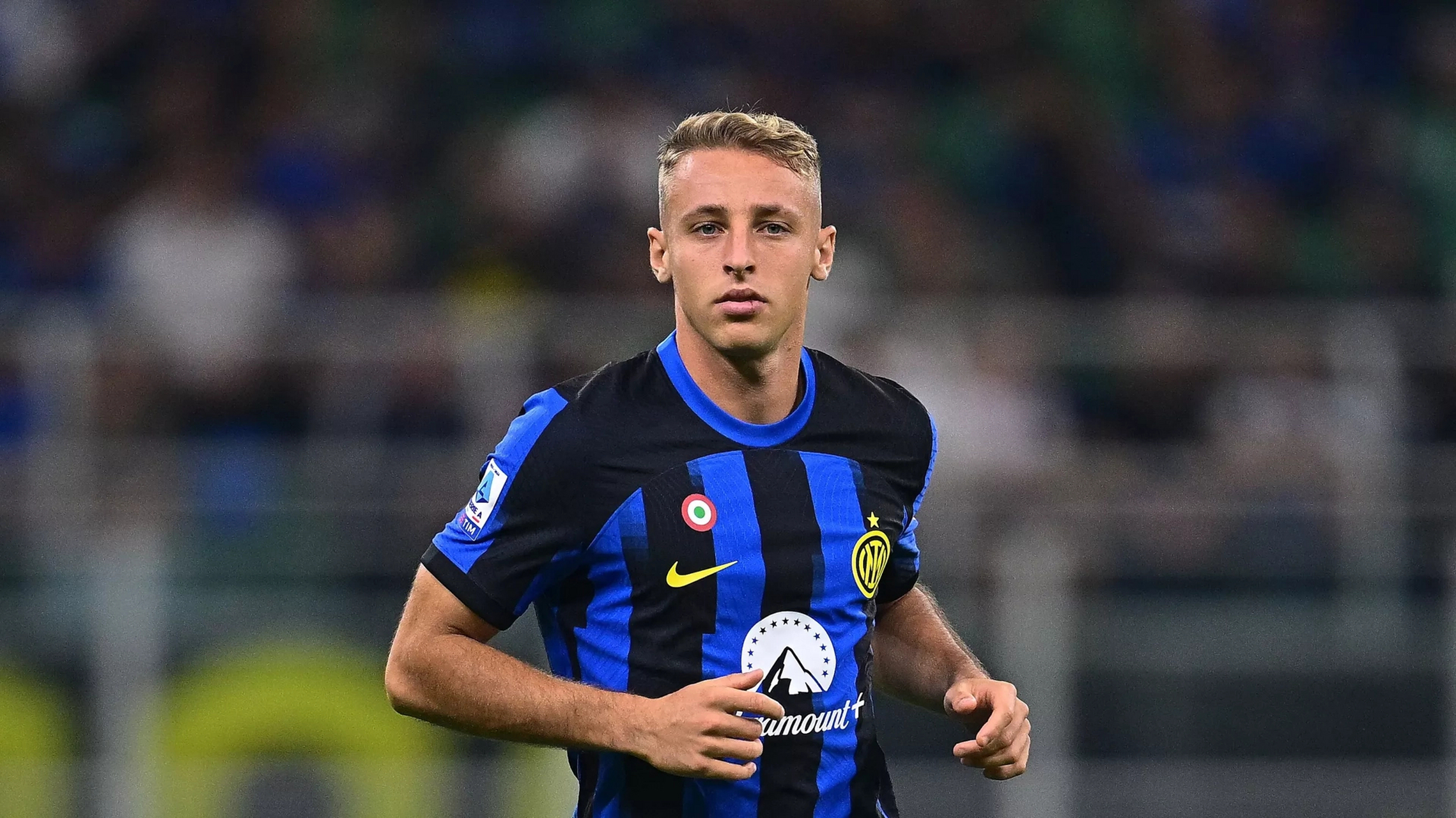 意大利足球联赛赛程紧凑，球员体能考验的简单介绍