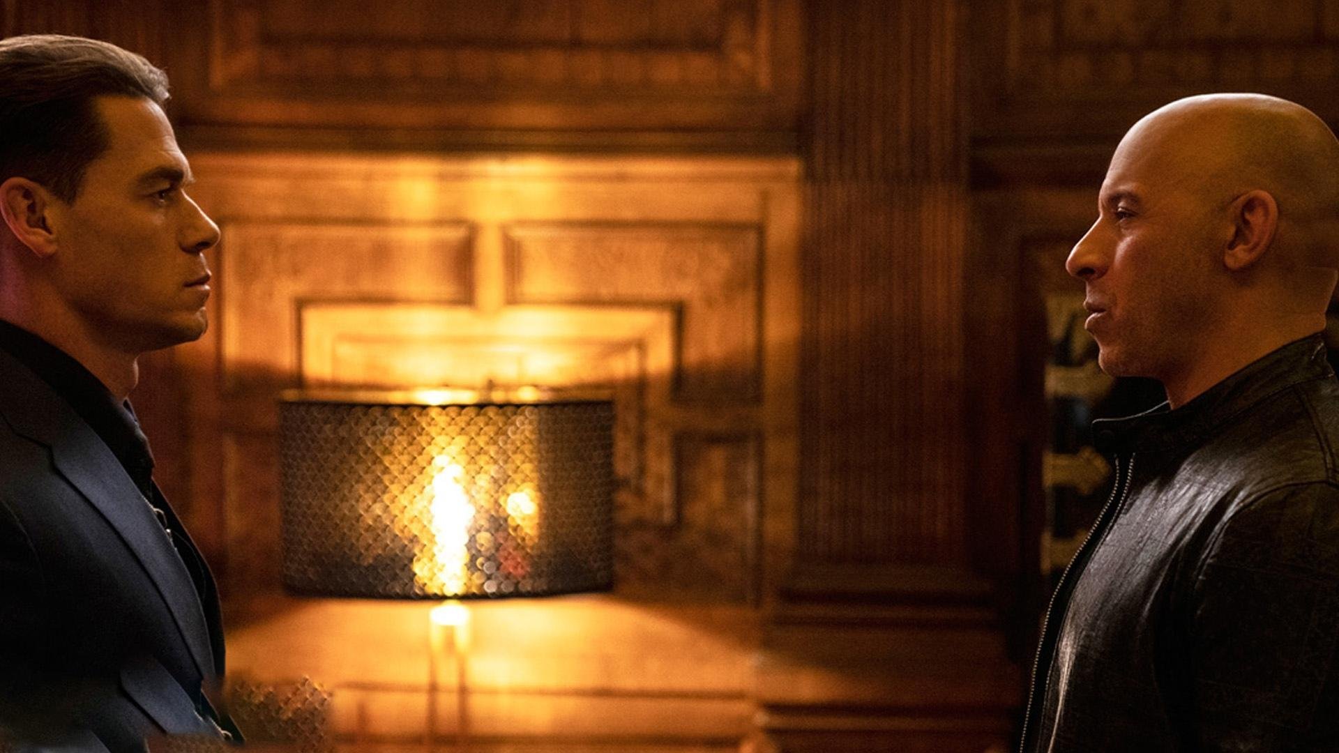 引擎轰鸣与球场呐喊，当F1新赛季揭幕战之夜遇上马克西的证明之战