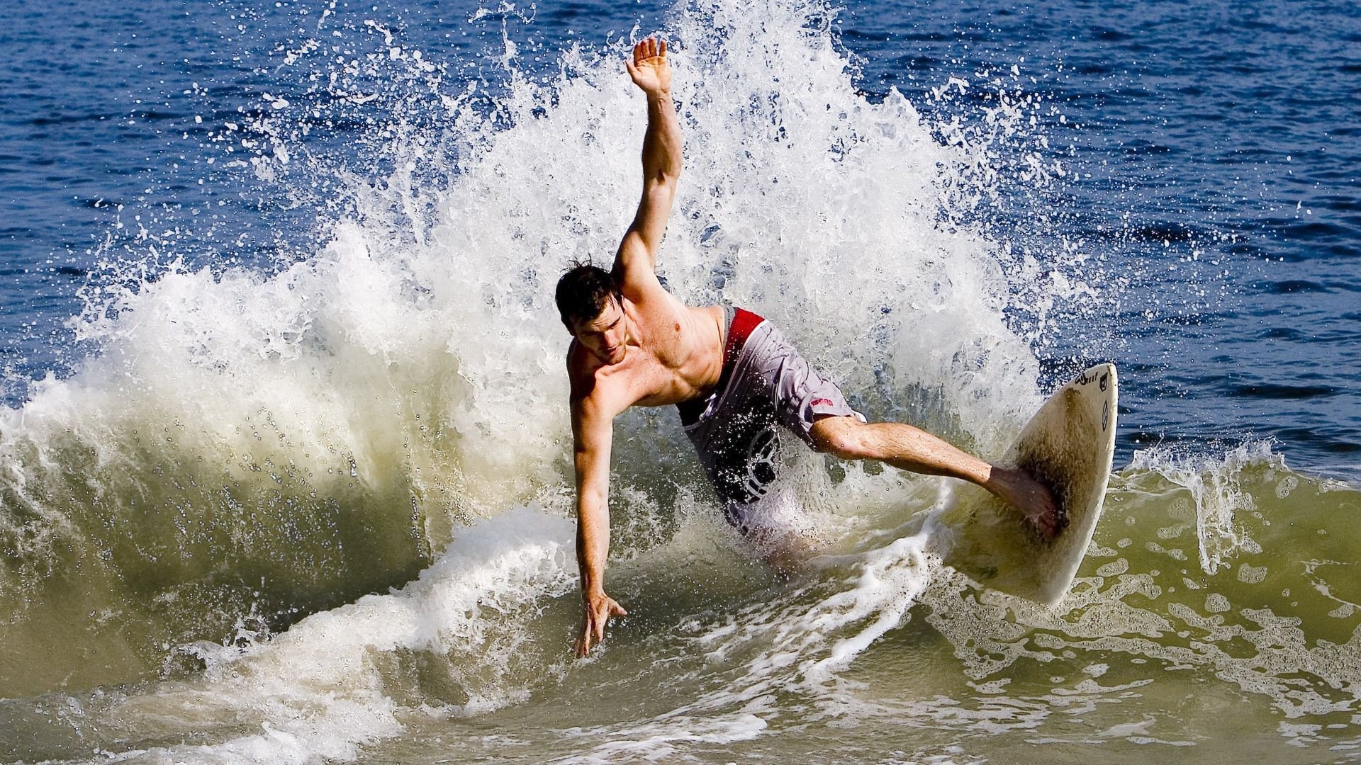 开云体育app-石宇奇状态如烈焰燎原，丹麦队惊险绝杀印度队上演羽坛经典